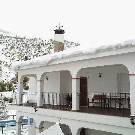 Apartamentos Turísticos Rurales Monte de las Ánimas Valdepenas de Jaen Esterno foto