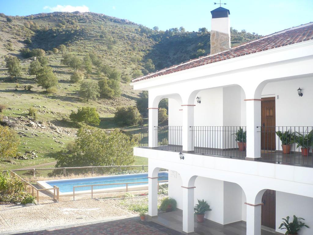 Apartamentos Turísticos Rurales Monte de las Ánimas Valdepenas de Jaen Esterno foto